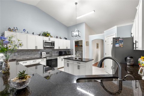 House in Ocala, Florida 4 bedrooms, 224.92 sq.m. № 1832924 - photo 11