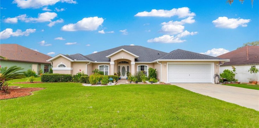House in Ocala, Florida 4 bedrooms, 224.92 sq.m. № 1832924