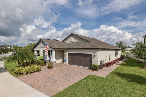 Casa en venta en New Port Richey, Florida, 4 dormitorios, 191.47 m2 № 1869774 - foto 1