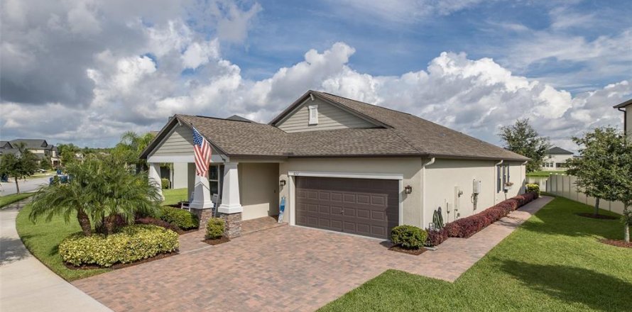 Casa en BRYANT SQUARE

 en New Port Richey, Florida 4 dormitorios, 191.47 m2 № 1869774