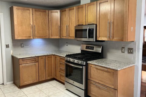 Villa ou maison à vendre à Gainesville, Floride: 4 chambres, 158.68 m2 № 1640054 - photo 6