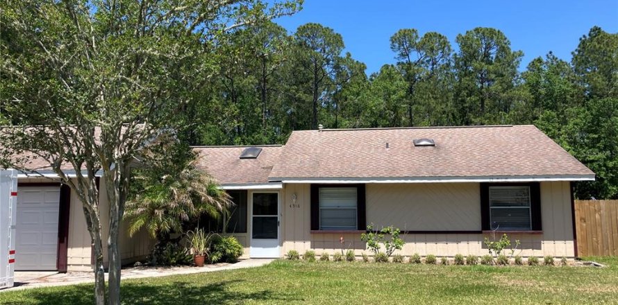 Villa ou maison à Gainesville, Floride 4 chambres, 158.68 m2 № 1640054