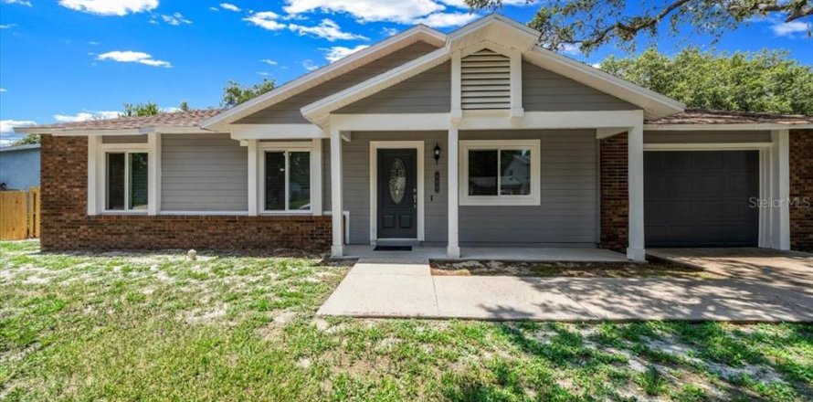 Casa en Ocoee, Florida 3 dormitorios, 113.9 m2 № 1800123