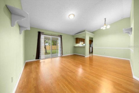 Casa en venta en Ocoee, Florida, 3 dormitorios, 113.9 m2 № 1800123 - foto 5