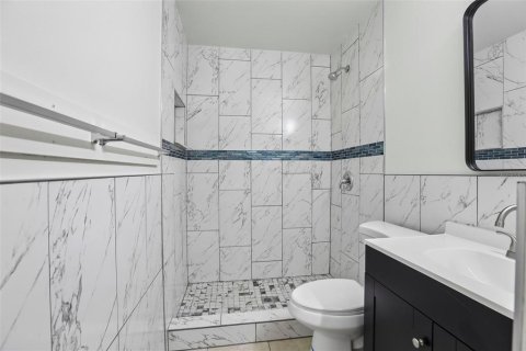 Propiedad comercial en venta en Clearwater, Florida, 4 dormitorios, 157 m2 № 2203196 - foto 7