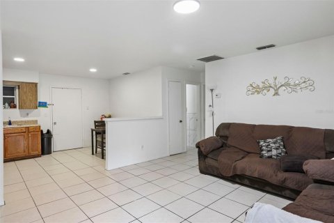 Propiedad comercial en venta en Clearwater, Florida, 4 dormitorios, 157 m2 № 2203196 - foto 14