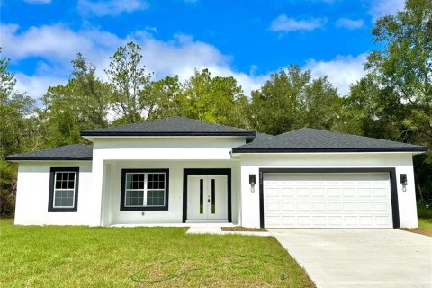 House in Citrus Springs, Florida 3 bedrooms, 142.05 sq.m. № 2166094