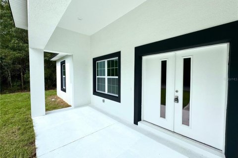 House in Citrus Springs, Florida 3 bedrooms, 142.05 sq.m. № 2166094 - photo 5