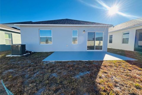 Villa ou maison à vendre à Poinciana, Floride: 3 chambres, 138.61 m2 № 2147588 - photo 2