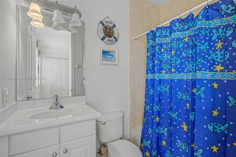 Villa ou maison à vendre à Cutler Bay, Floride: 5 chambres, 366.5 m2 № 2254116 - photo 22