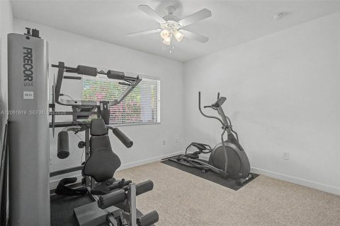 Villa ou maison à vendre à Cutler Bay, Floride: 5 chambres, 366.5 m2 № 2254116 - photo 26