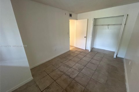 Copropriété à louer à Fort Lauderdale, Floride: 2 chambres, 86.12 m2 № 2059059 - photo 9