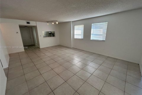 Copropriété à louer à Fort Lauderdale, Floride: 2 chambres, 86.12 m2 № 2059059 - photo 5