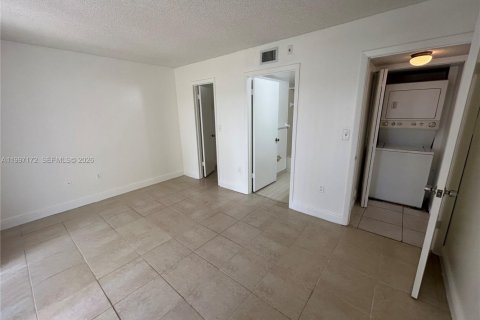 Copropriété à louer à Fort Lauderdale, Floride: 2 chambres, 86.12 m2 № 2059059 - photo 12