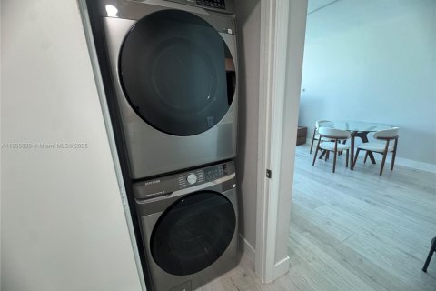 Снять в аренду кондоминиум в Майами, Флорида 1 спальня, 70.05м2, № 1964112 - фото 8