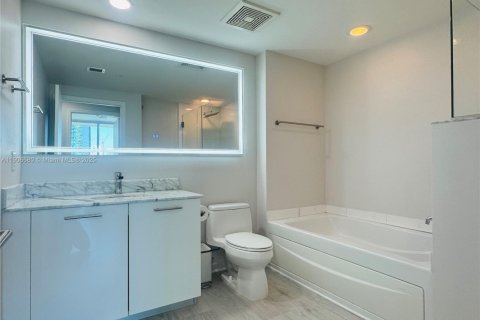 Снять в аренду кондоминиум в Майами, Флорида 1 спальня, 70.05м2, № 1964112 - фото 6