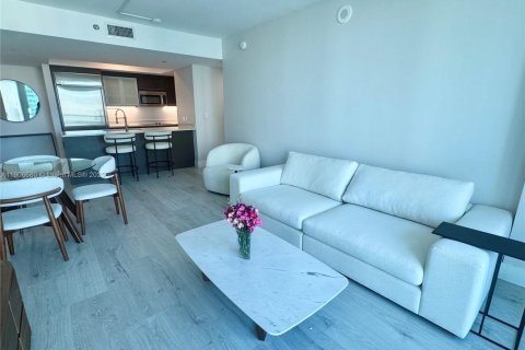 Снять в аренду кондоминиум в Майами, Флорида 1 спальня, 70.05м2, № 1964112 - фото 3