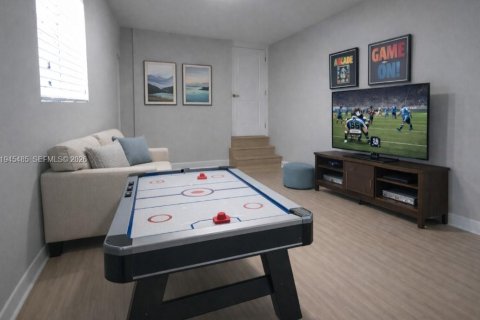 Casa en venta en Miami, Florida, 3 dormitorios, 133.5 m2 № 2001859 - foto 29