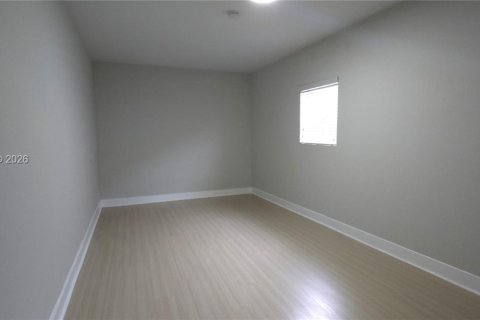 Casa en venta en Miami, Florida, 3 dormitorios, 133.5 m2 № 2001859 - foto 30