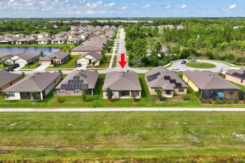 House in Port St. Lucie, Florida 4 bedrooms, 191.94 sq.m. № 2086847 - photo 4