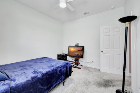 House in Port St. Lucie, Florida 4 bedrooms, 191.94 sq.m. № 2086847 - photo 28