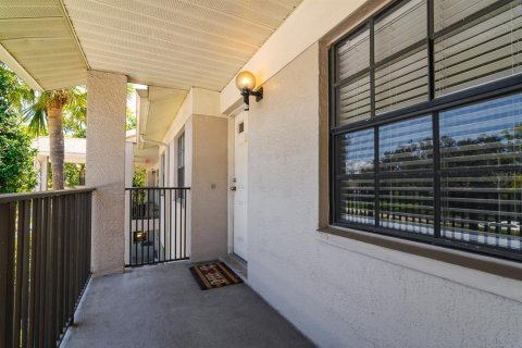 Condo in Dunedin, Florida, 2 bedrooms  № 1847490 - photo 5