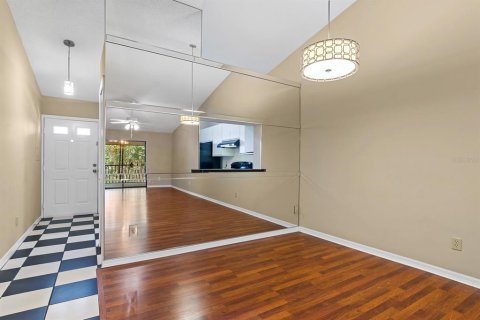 Condo in Dunedin, Florida, 2 bedrooms  № 1847490 - photo 15