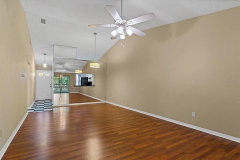 Condo in Dunedin, Florida, 2 bedrooms  № 1847490 - photo 14
