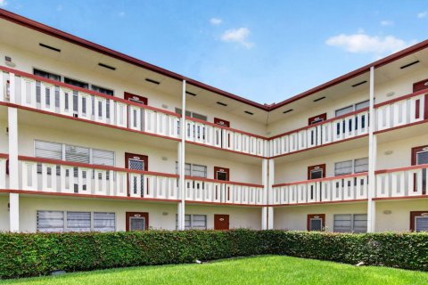 Купить кондоминиум в Бока-Ратон, Флорида 3 комнаты, 78.04м2, № 2083819 - фото 4