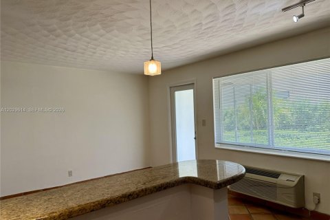Copropriété à louer à Fort Lauderdale, Floride: 1 chambre, 62.71 m2 № 2176547 - photo 10