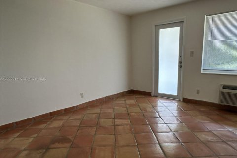 Copropriété à louer à Fort Lauderdale, Floride: 1 chambre, 62.71 m2 № 2176547 - photo 4