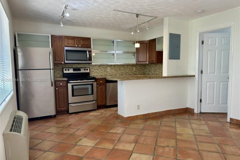 Copropriété à louer à Fort Lauderdale, Floride: 1 chambre, 62.71 m2 № 2176547 - photo 6