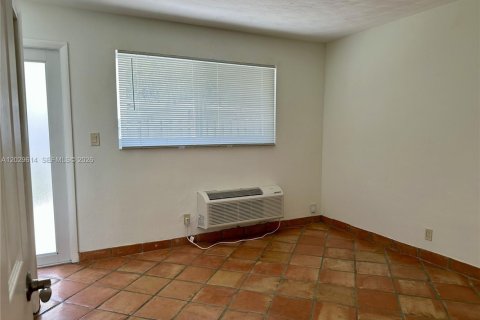 Copropriété à louer à Fort Lauderdale, Floride: 1 chambre, 62.71 m2 № 2176547 - photo 11
