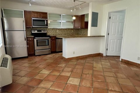 Copropriété à louer à Fort Lauderdale, Floride: 1 chambre, 62.71 m2 № 2176547 - photo 5