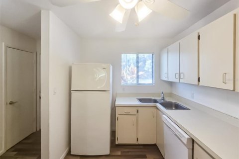 Condominio en alquiler en Bradenton, Florida, 2 dormitorios, 86.96 m2 № 1822731 - foto 4