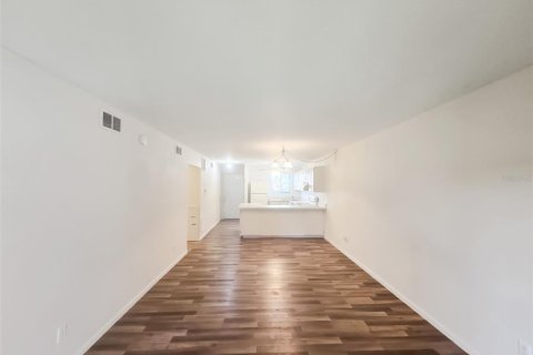 Condominio en alquiler en Bradenton, Florida, 2 dormitorios, 86.96 m2 № 1822731 - foto 11