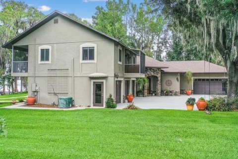 House in Groveland, Florida 3 bedrooms, 233.37 sq.m. № 2142099 - photo 3
