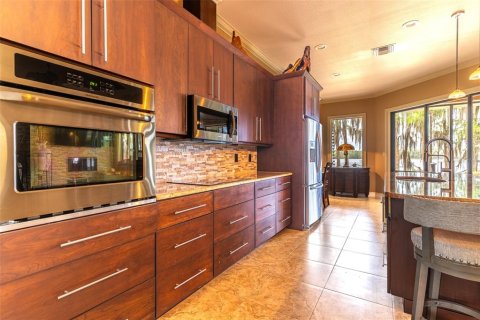 House in Groveland, Florida 3 bedrooms, 233.37 sq.m. № 2142099 - photo 11