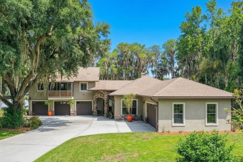 House in Groveland, Florida 3 bedrooms, 233.37 sq.m. № 2142099