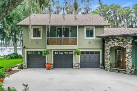 House in Groveland, Florida 3 bedrooms, 233.37 sq.m. № 2142099 - photo 2