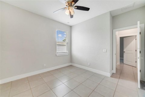 Casa en venta en Kissimmee, Florida, 4 dormitorios, 151.06 m2 № 1810434 - foto 22