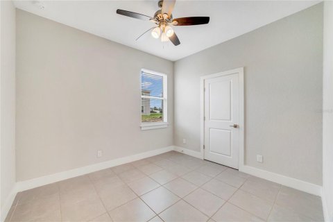 Casa en venta en Kissimmee, Florida, 4 dormitorios, 151.06 m2 № 1810434 - foto 16