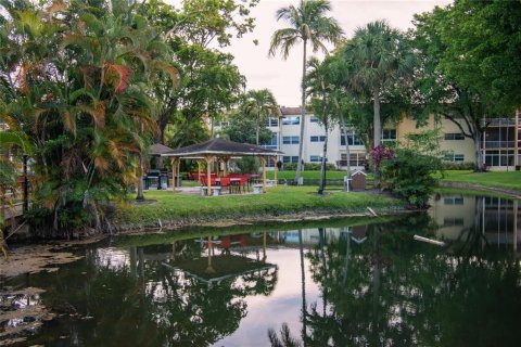 Condominio en venta en Lauderdale Lakes, Florida, 1 dormitorio, 63.55 m2 № 2146540 - foto 18