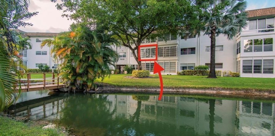 Estudio en el Condominio en Lauderdale Lakes, Florida № 2146540