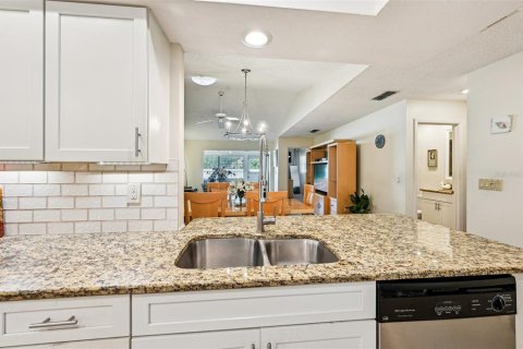 Casa en alquiler en Sarasota, Florida, 2 dormitorios, 124.49 m2 № 1854323 - foto 16