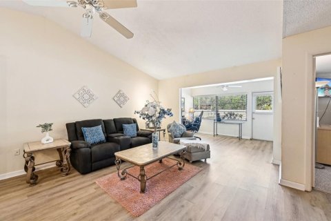 Casa en alquiler en Sarasota, Florida, 2 dormitorios, 124.49 m2 № 1854323 - foto 4