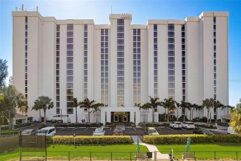 Copropriété à vendre à Longboat Key, Floride: 2 chambres, 136.57 m2 № 1765368 - photo 1