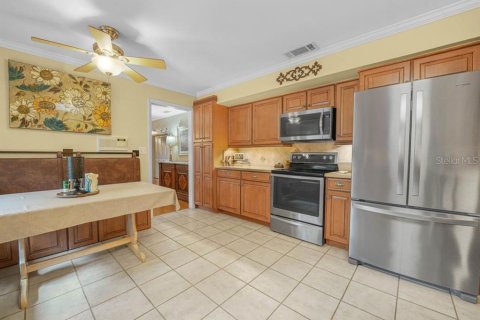 Villa ou maison à vendre à Lakeland, Floride: 4 chambres, 213.86 m2 № 2279882 - photo 10
