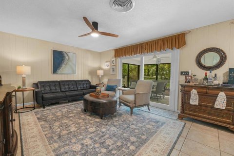 Villa ou maison à vendre à Lakeland, Floride: 4 chambres, 213.86 m2 № 2279882 - photo 19