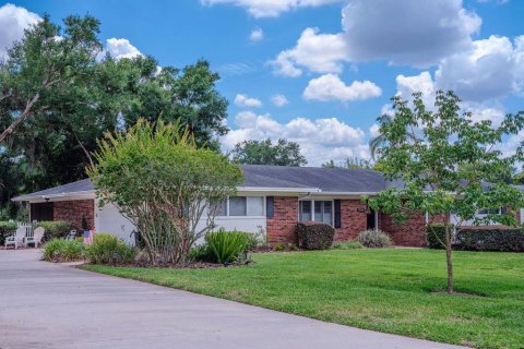 Villa ou maison à vendre à Lakeland, Floride: 4 chambres, 213.86 m2 № 2279882 - photo 2